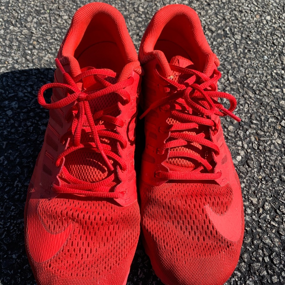 Size 12 Nike air max